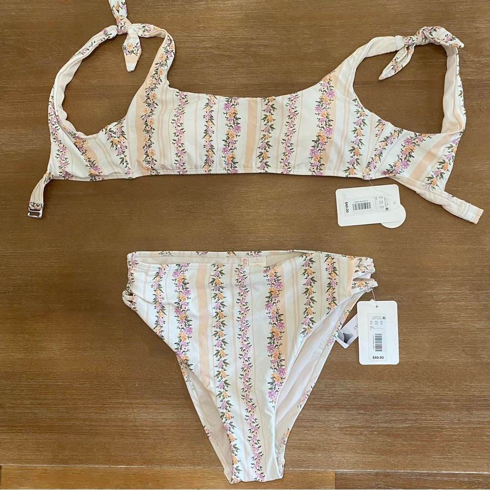 Dillard’s bikini NWT
